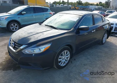 2017 Nissan Altima 2.5 S z USA, uszkodzony, nr VIN 1N4AL3AP8HN344074